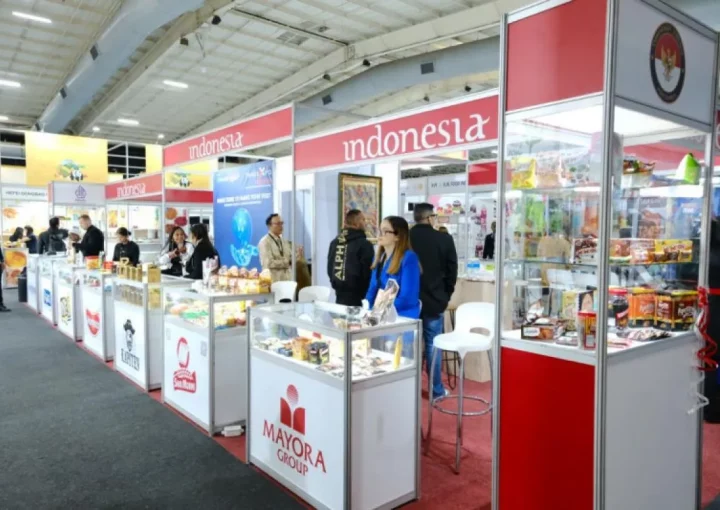 Paviliun Indonesia hadir menampilkan berbagai produk makanan dan minuman dari Tanah Air selama pameran "Africa's Big 7" di Johannesburg, Afrika Selatan, pada 18-20 Juni 2023. (ANTARA/HO-KBRI Pretoria)
